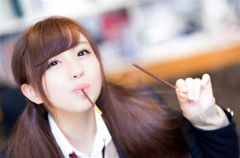 ポッキーゲーム 心理|「ポッキーゲーム」知ってる？知らない人たちが適当に予想した。